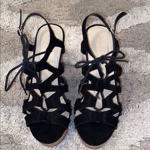 HIGH WEDGES LACE